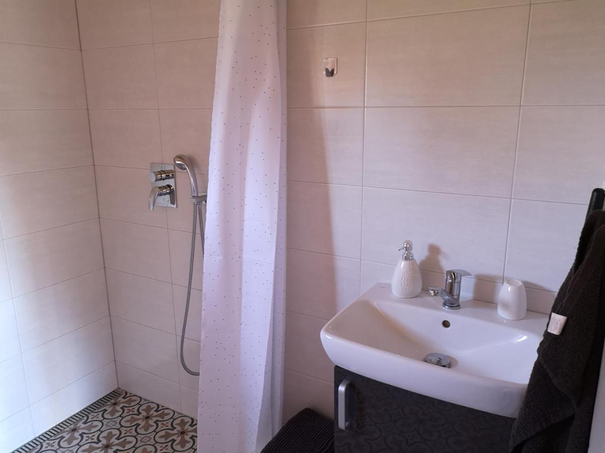 Resort Radslavice 普勒洛夫 外观 照片